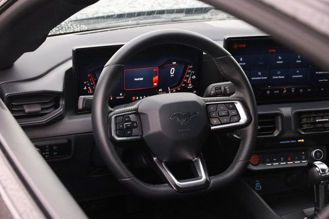 Used 2025 Ford Mustang Coupe image 20