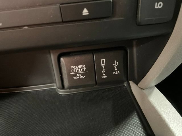 Certified 2017 Honda Pilot Touring image 32