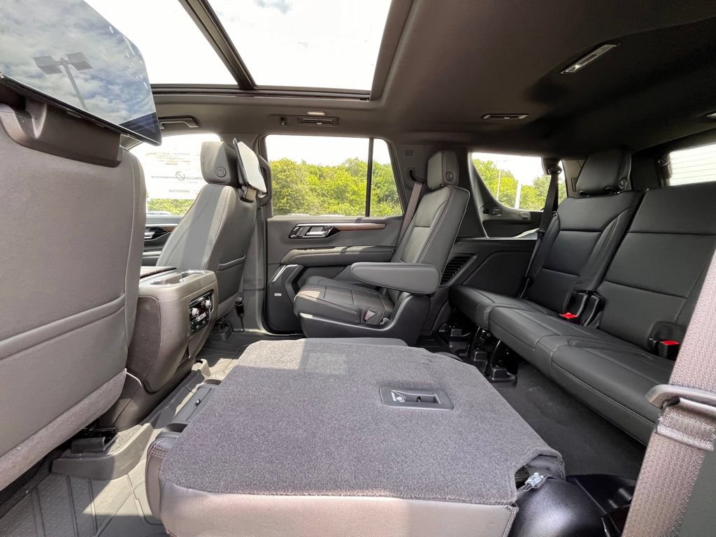New 2026 Chevrolet Tahoe High Country AWD/4WD image 18