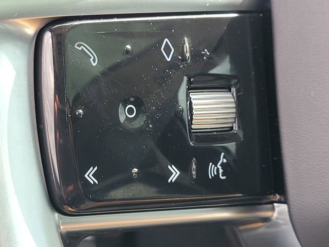 Used 2023 Land Rover Range Rover SE image 24