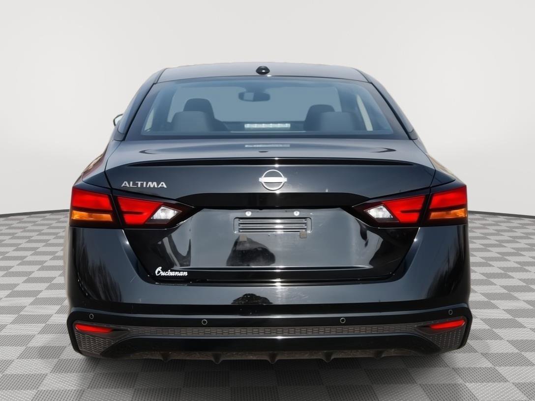 Used 2025 Nissan Altima 2.5 SV image 6