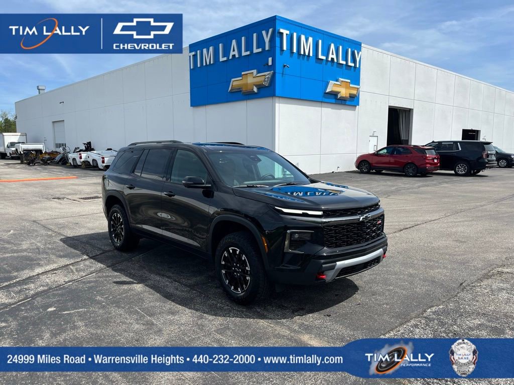 Used 2026 Chevrolet Traverse Z71 w/ Driver Confidence Package AWD/4WD image 1