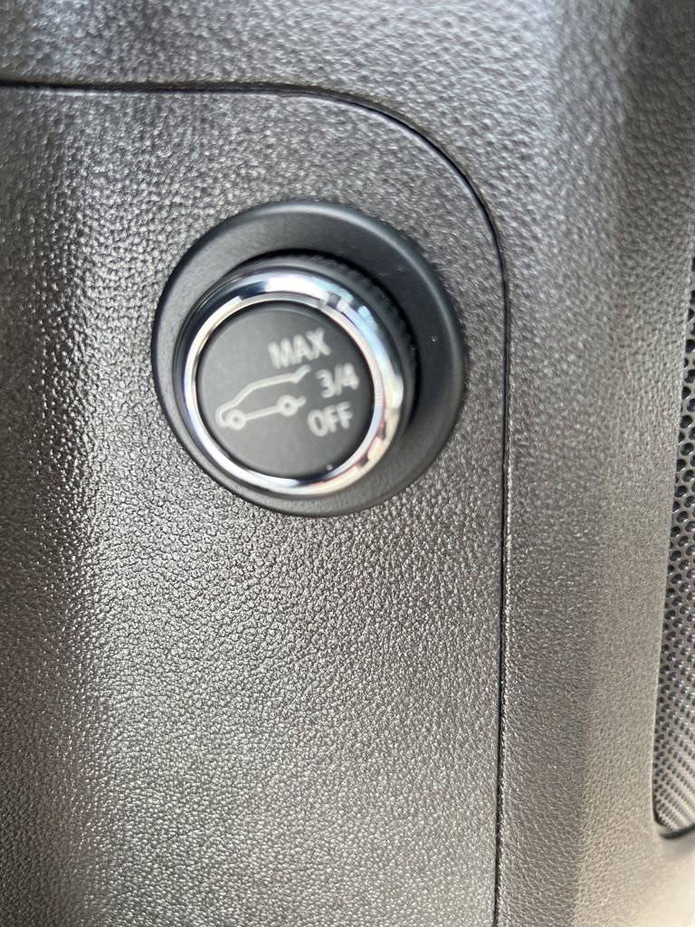 Certified 2022 GMC Acadia AT4 image 26