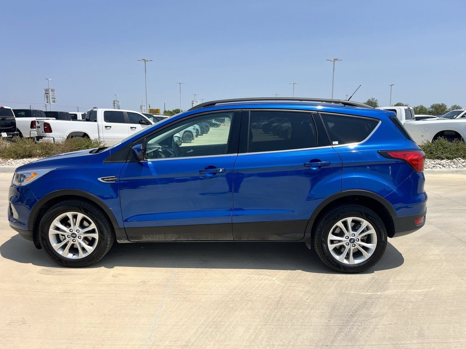 Used 2019 Ford Escape SEL FWD image 6