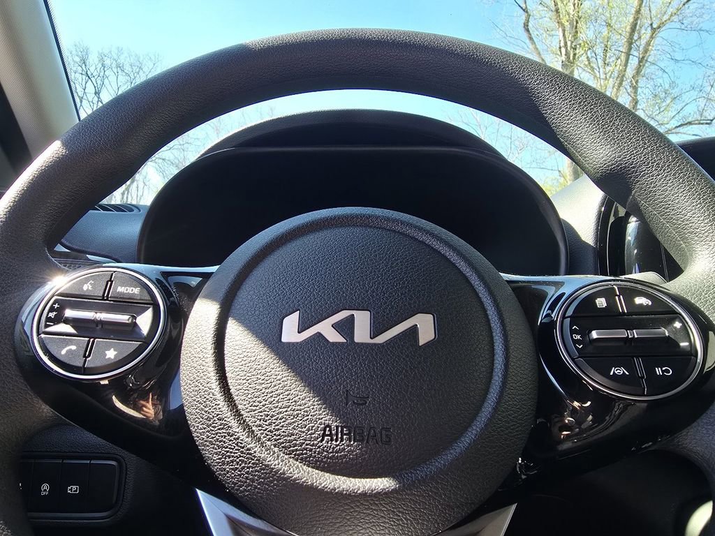 Used 2023 Kia Soul S image 26