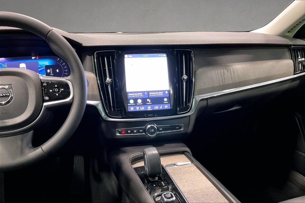 Certified 2023 Volvo S90 B6 Plus w/ Protection Package Premier AWD/4WD image 9