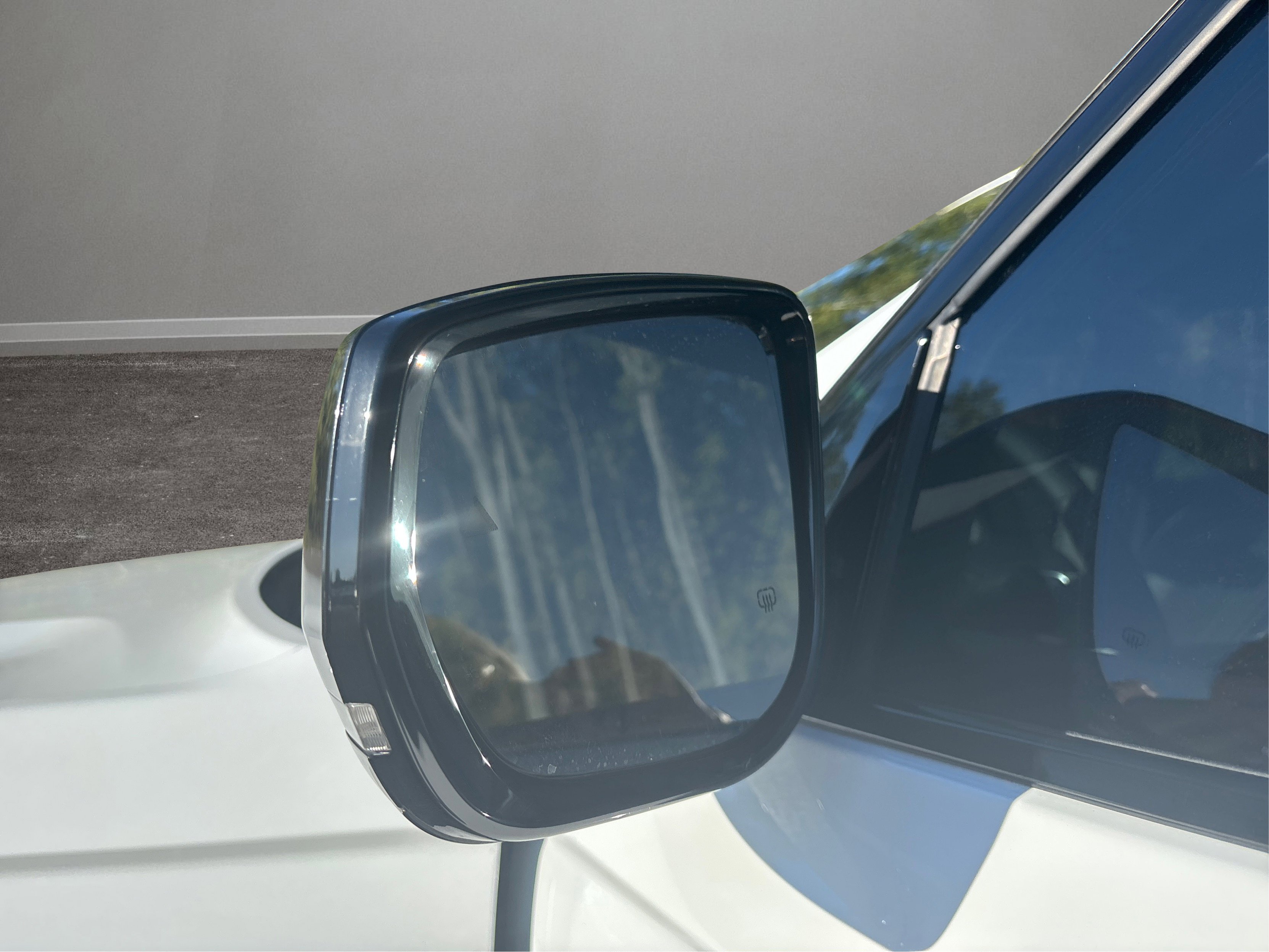 Used 2023 Jeep Grand Cherokee Altitude image 37