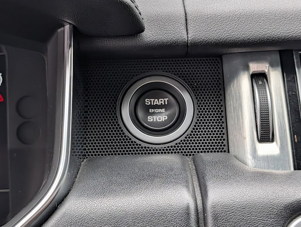 Used 2019 Land Rover Range Rover Supercharged AWD/4WD image 21