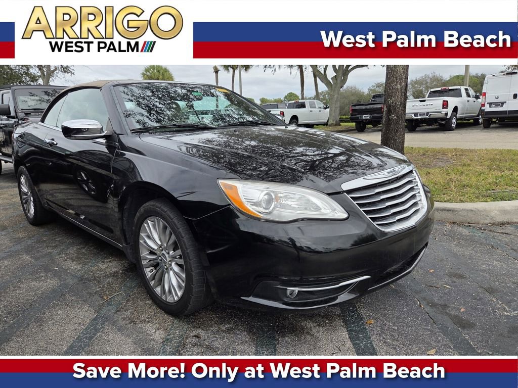 Used 2011 Chrysler 200 Limited image 1