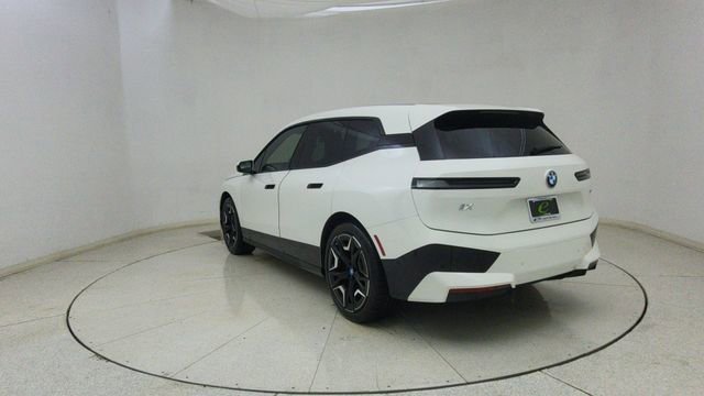 Used 2024 BMW iX xDrive50 w/ Premium Package AWD/4WD image 61