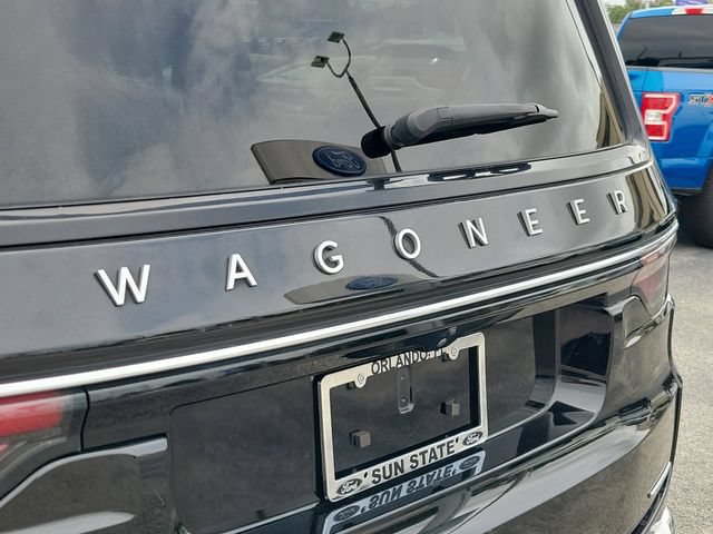 Used 2024 Jeep Wagoneer Series II w/ Flexible Seating Group RWD image 7
