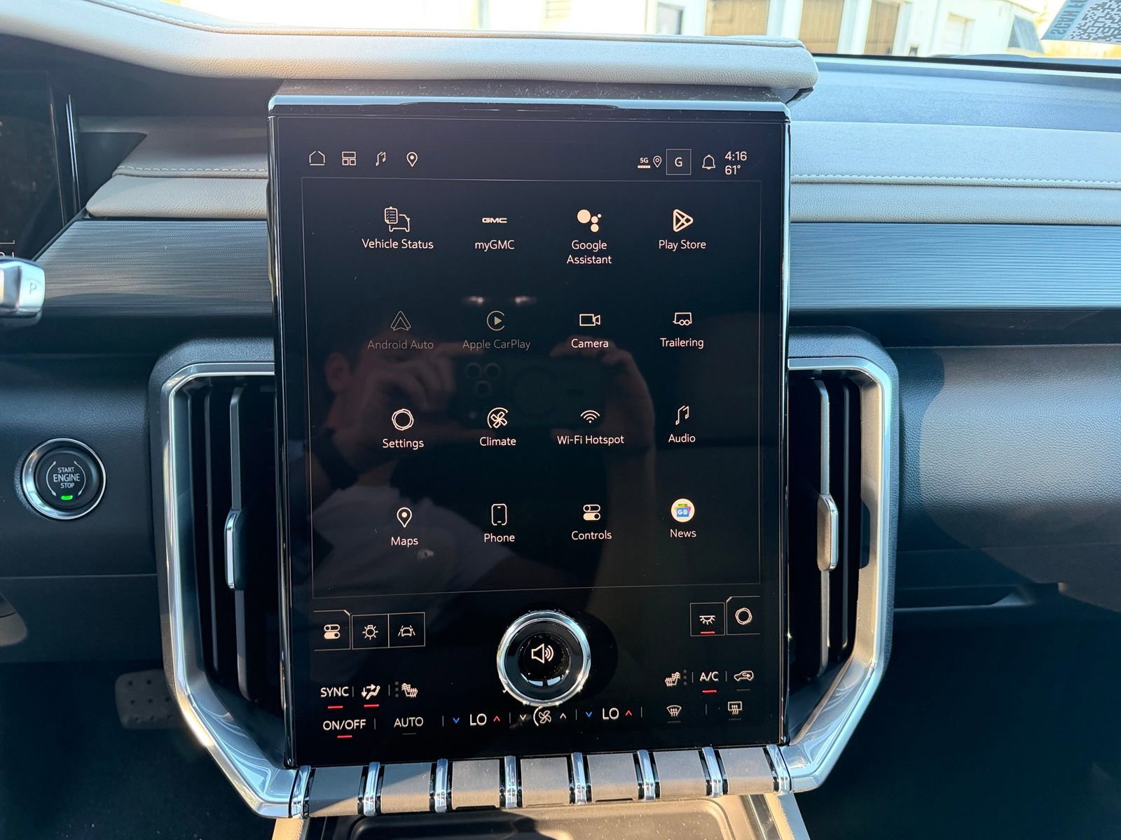 New 2026 GMC Acadia Elevation w/ Elevation Premium Package image 18