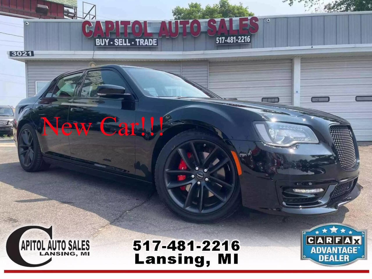 Used 2023 Chrysler 300 C image 1