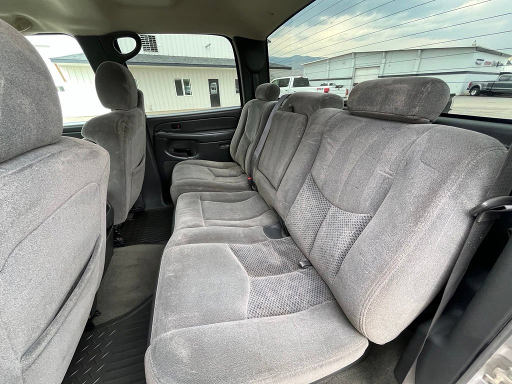 Used 2006 Chevrolet Silverado 2500 LS AWD/4WD image 14