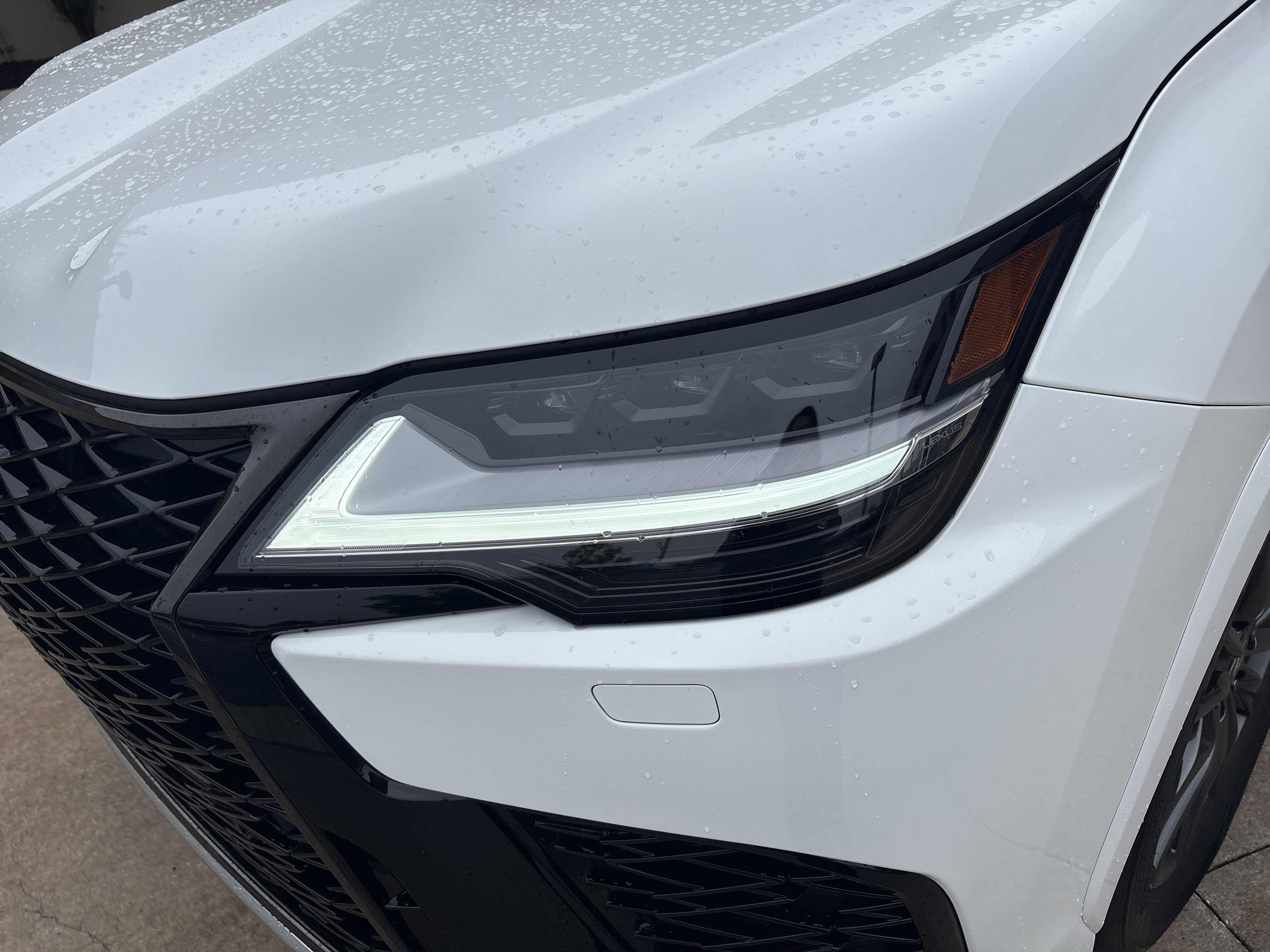 Used 2026 Lexus LX 600 F Sport image 6