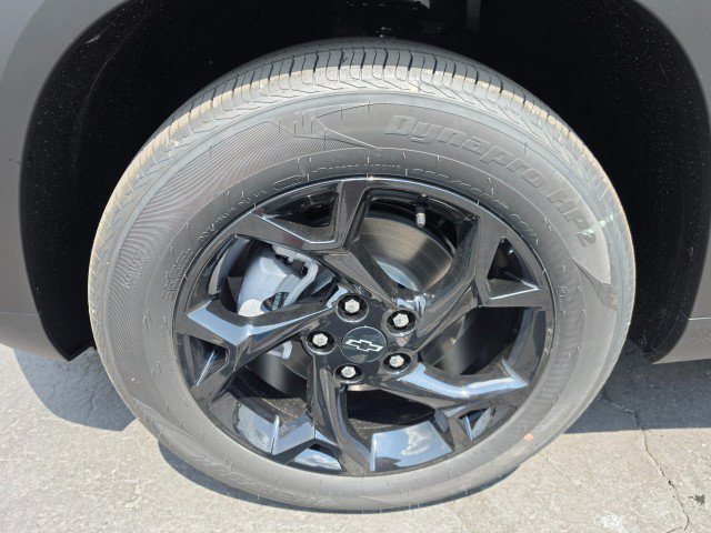 New 2026 Chevrolet Trax LT w/ Driver Confidence Package FWD image 9