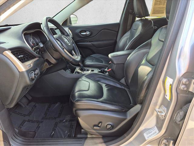 Used 2015 Jeep Cherokee Limited FWD image 14