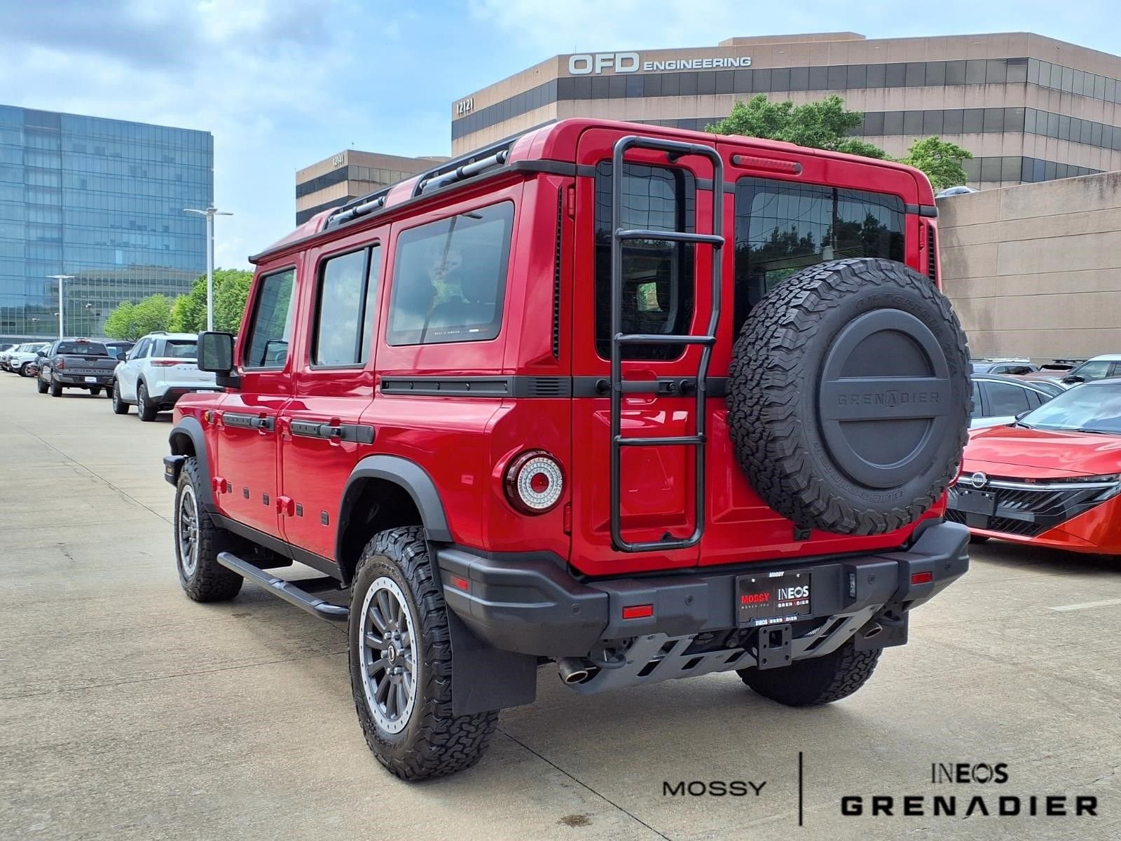 Used 2025 INEOS Grenadier Fieldmaster Edition image 2
