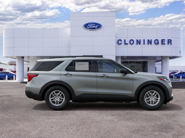 New 2027 Ford Explorer Active w/ Active Comfort Package RWD image 5