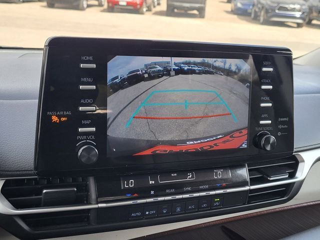 Used 2023 Toyota Sienna LE image 17