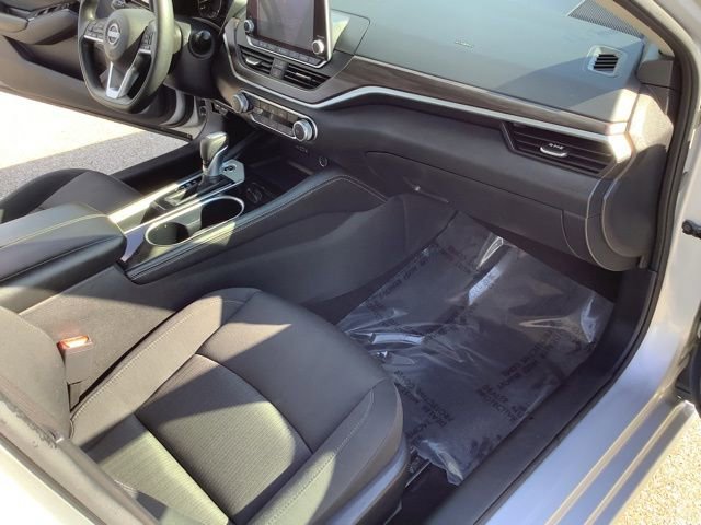 Used 2023 Nissan Altima 2.5 SV image 21