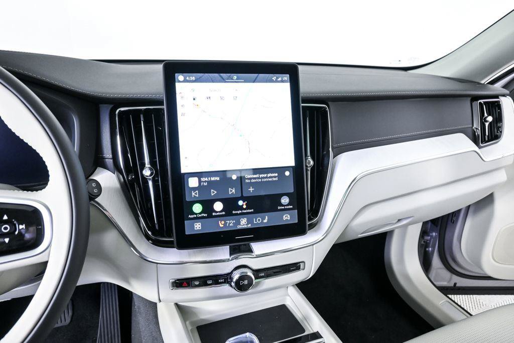 New 2026 Volvo XC60 B5 Ultra w/ Climate Package AWD/4WD image 13