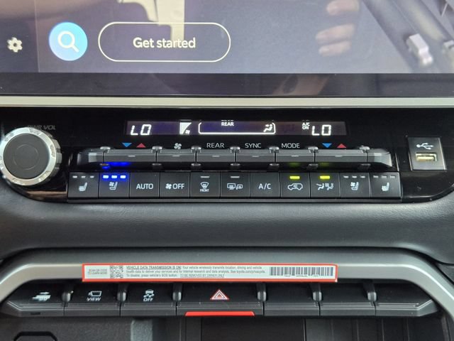 Certified 2025 Toyota Sequoia Platinum AWD/4WD image 18