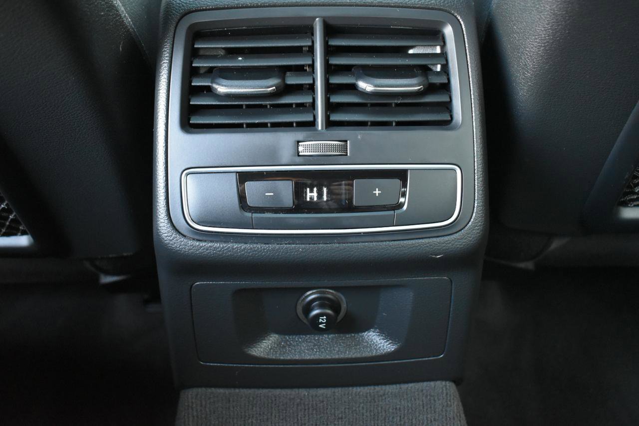Used 2017 Audi A4 2.0T Premium w/ Audi MMI Navigation Plus AWD/4WD image 40