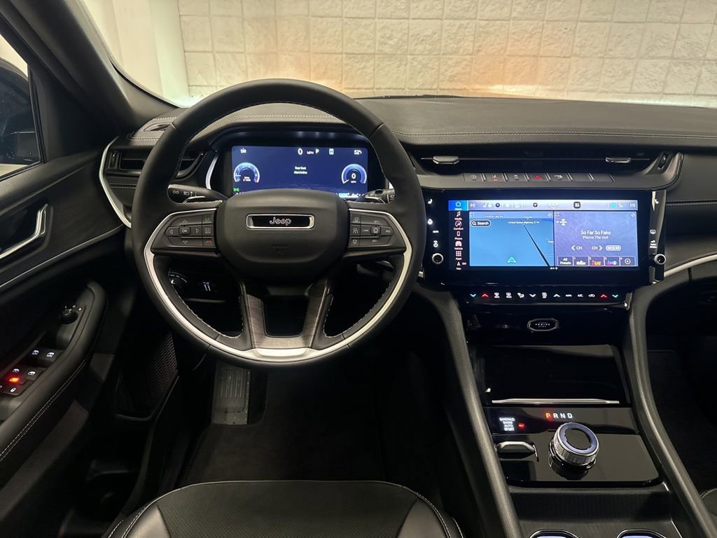 New 2026 Jeep Grand Cherokee Altitude AWD/4WD image 23