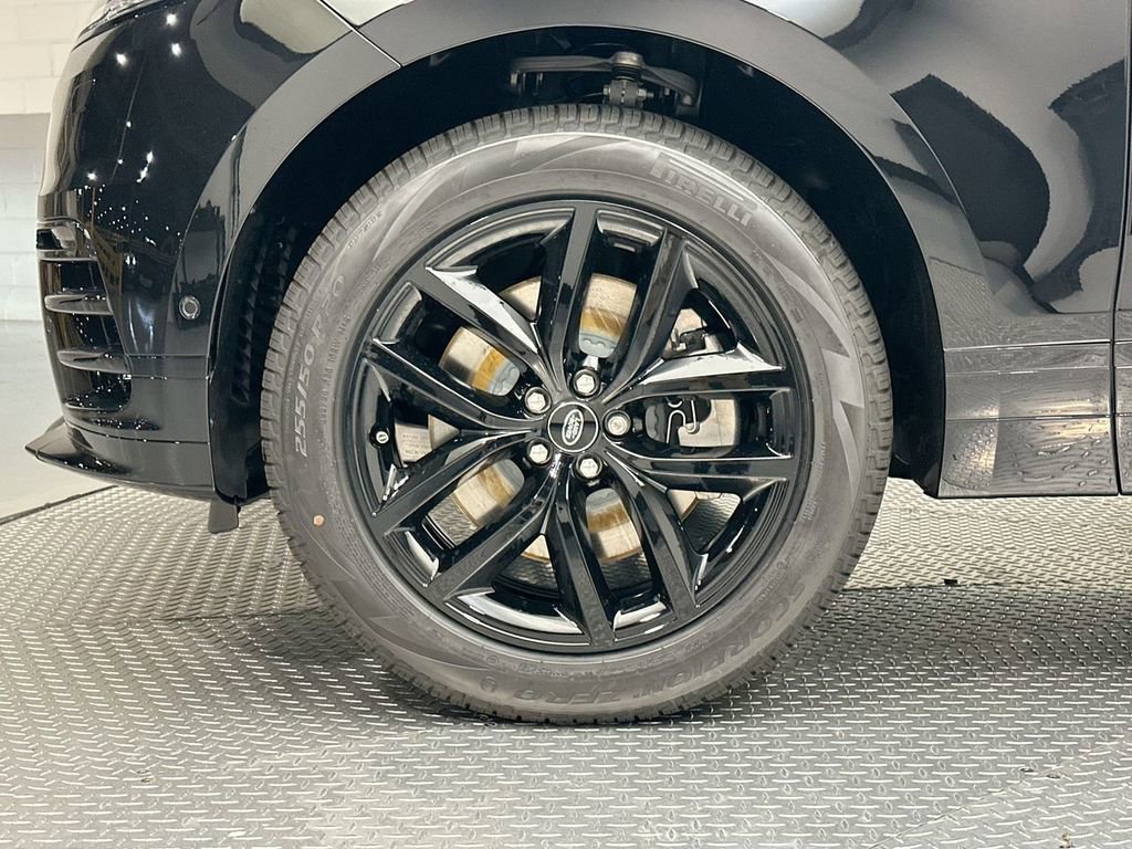 New 2026 Land Rover Range Rover Velar Dynamic SE image 4