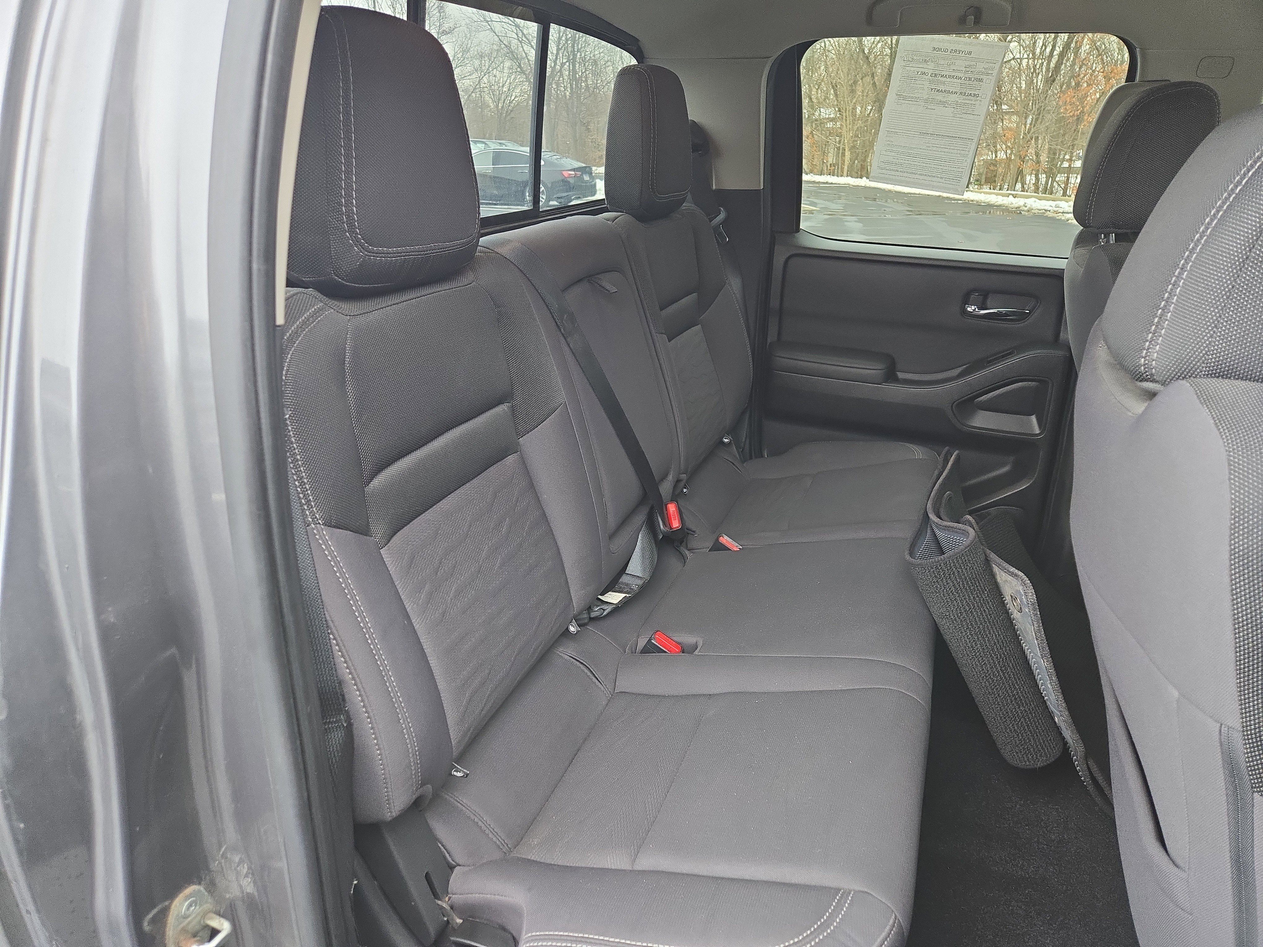 Used 2022 Nissan Frontier SV w/ Technology Package image 28