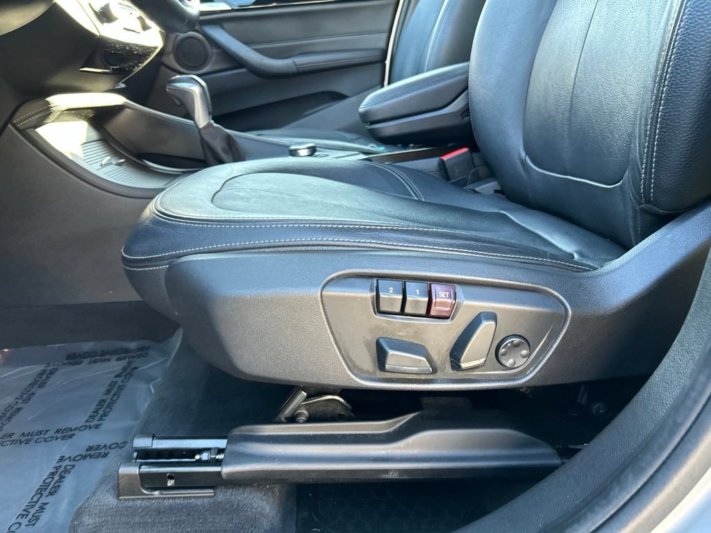 Used 2018 BMW X1 xDrive28i AWD/4WD image 17