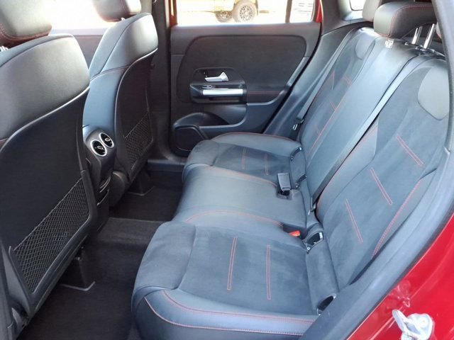 Certified 2022 Mercedes-Benz GLA 250 image 18