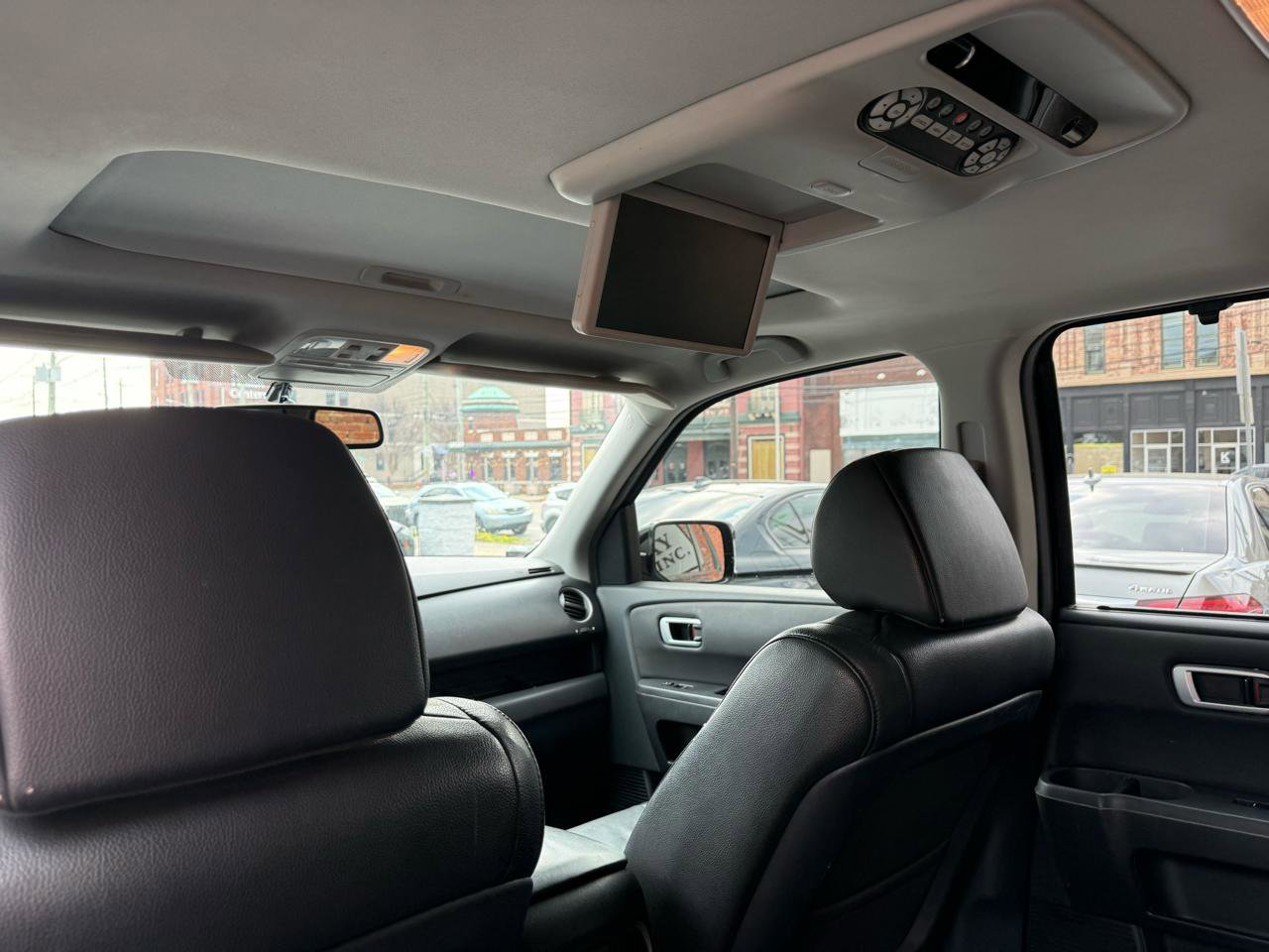 Used 2013 Honda Pilot Touring image 11
