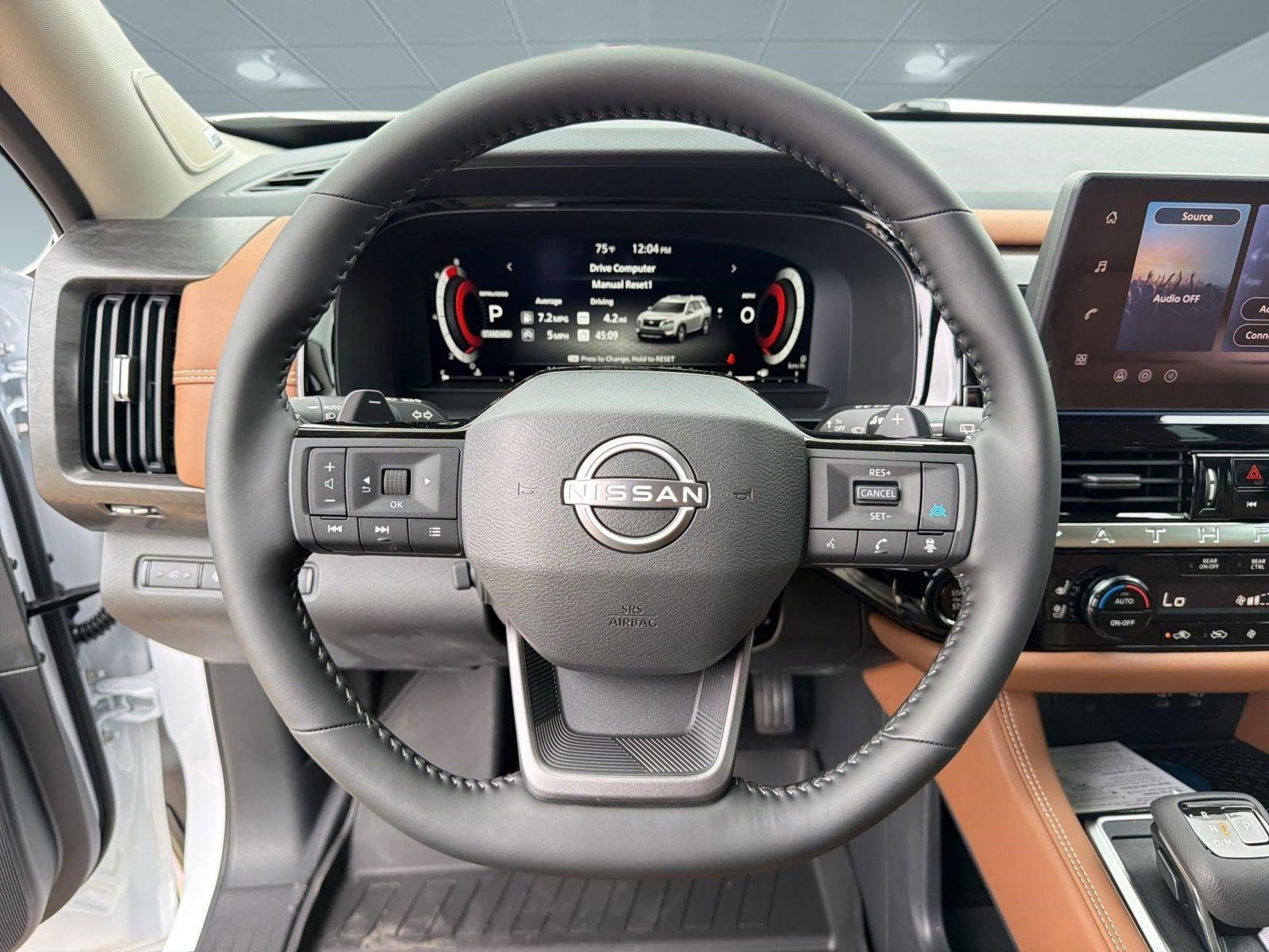 New 2026 Nissan Pathfinder Platinum image 18