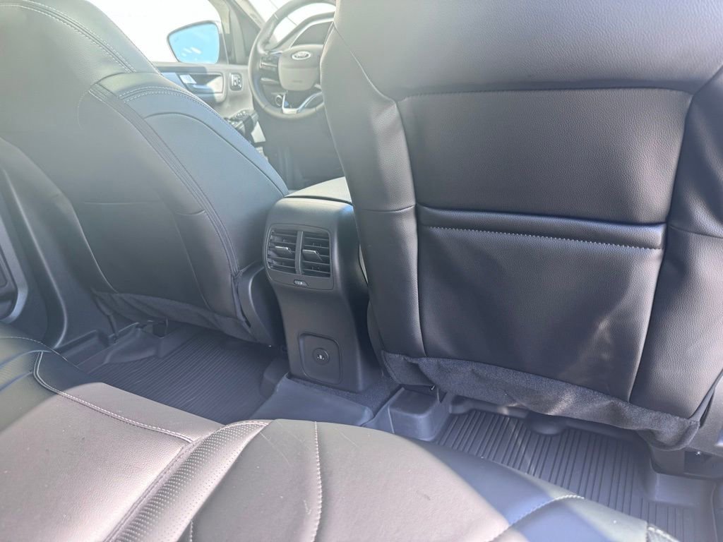 Used 2026 Ford Escape Platinum w/ Premium Technology Package image 21