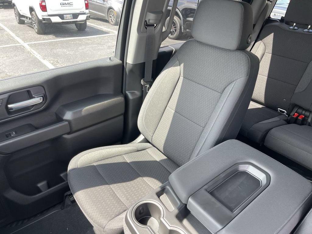 New 2026 Chevrolet Silverado 2500 Custom w/ Custom Value Package AWD/4WD image 23