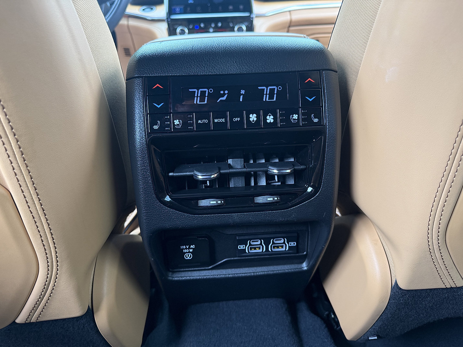 Used 2023 Jeep Grand Cherokee L Summit AWD/4WD image 20