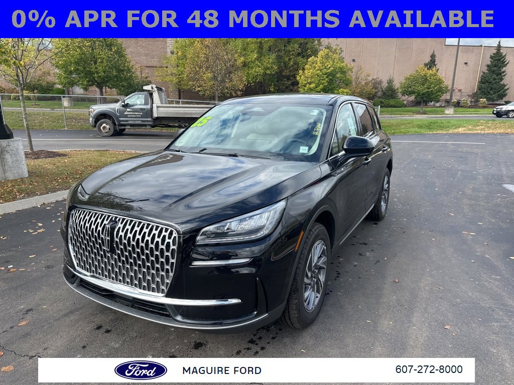 New 2025 Lincoln Corsair AWD image 9