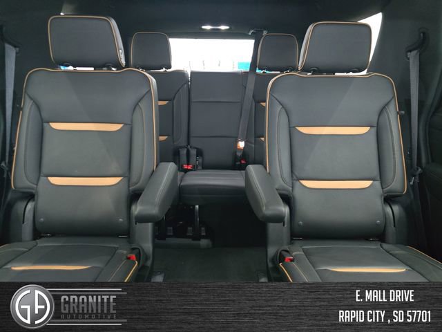 Used 2024 GMC Yukon AT4 w/ Technology Package image 40
