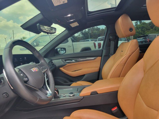 Used 2025 Cadillac CT5 Sport w/ Platinum Package RWD image 10