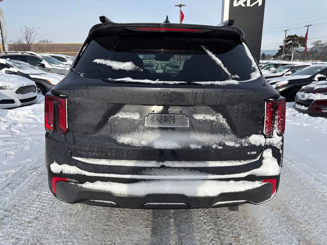 Certified 2025 Kia Sorento SX image 6