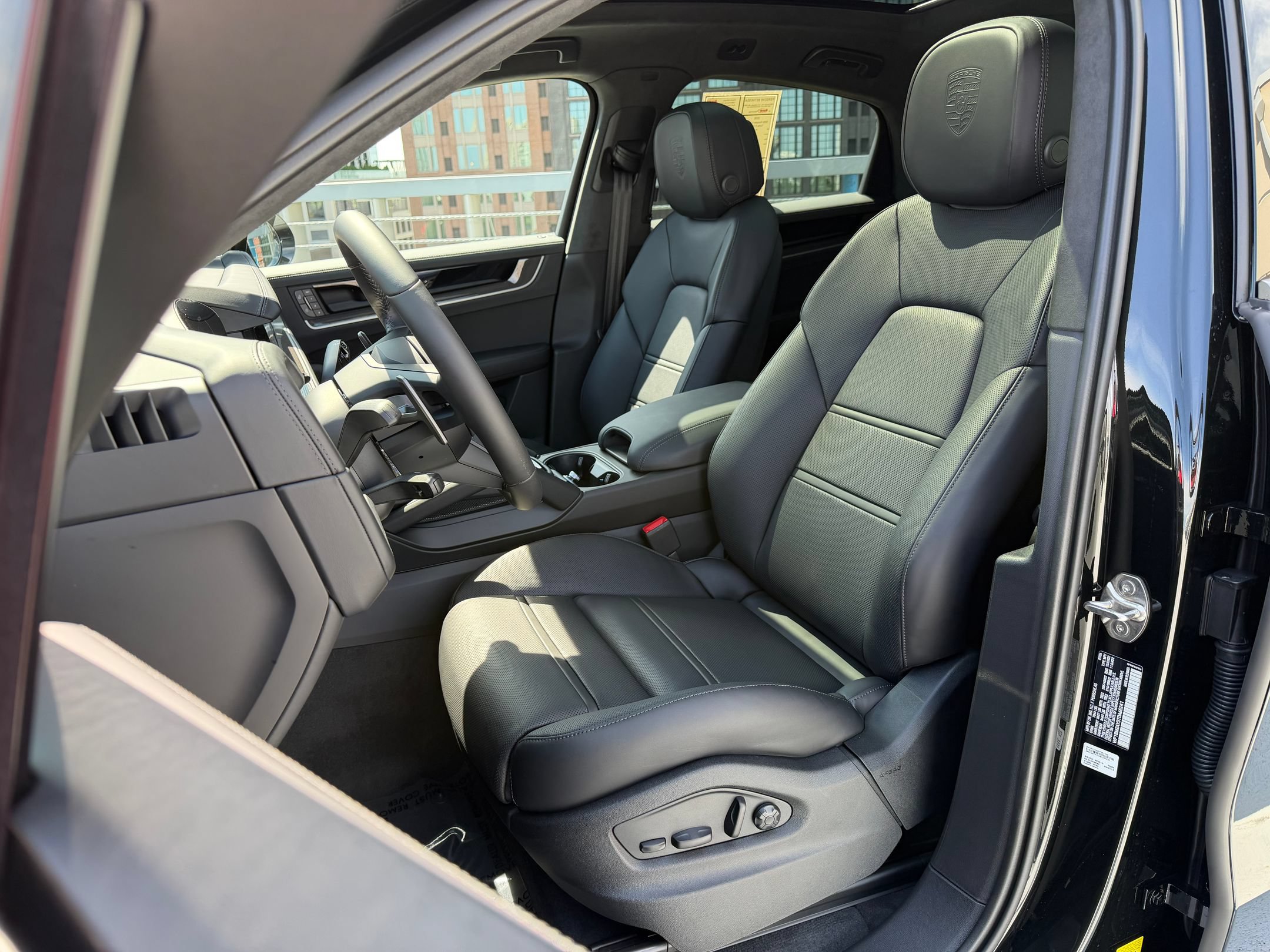New 2026 Porsche Cayenne Turbo AWD/4WD image 5