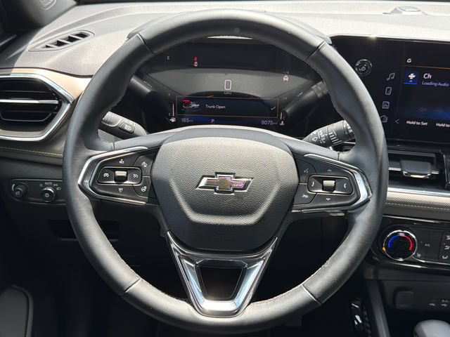 Used 2025 Chevrolet TrailBlazer ACTIV w/ Driver Confidence Package FWD image 23