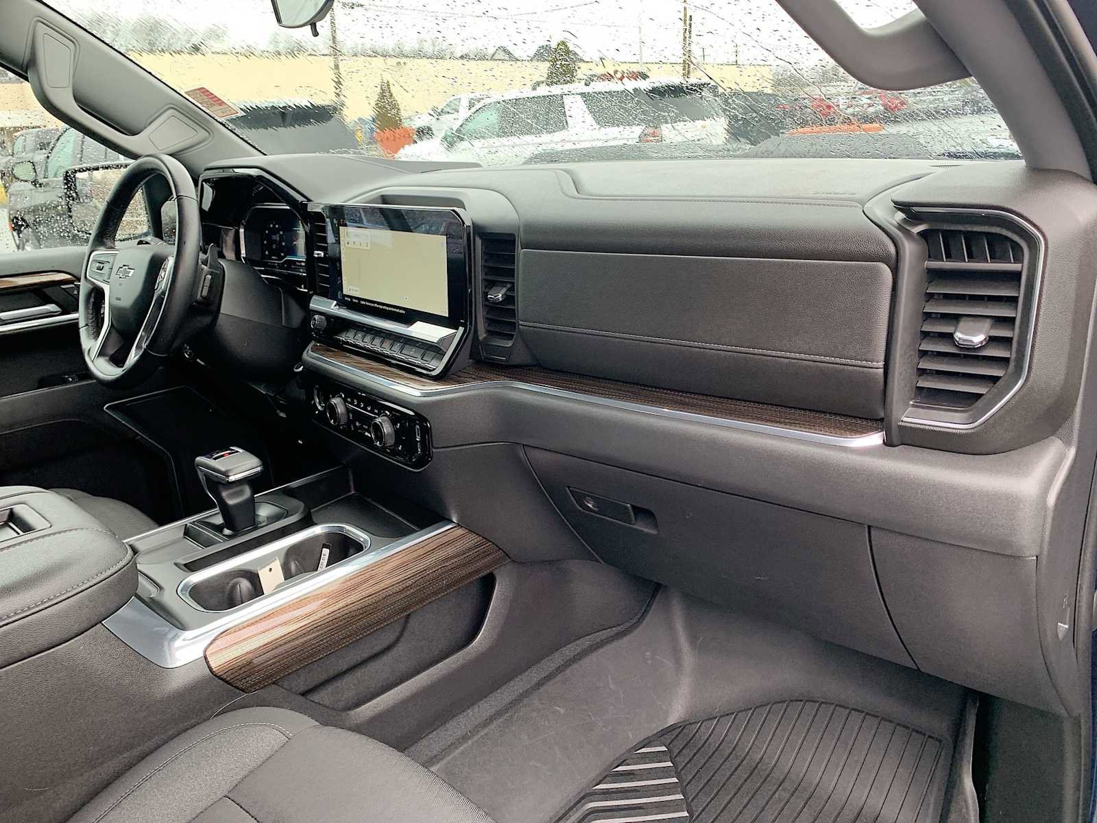 Certified 2022 Chevrolet Silverado 1500 LT Trail Boss image 27