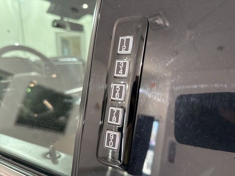 Used 2023 Ford F150 Platinum w/ Equipment Group 701A High image 19