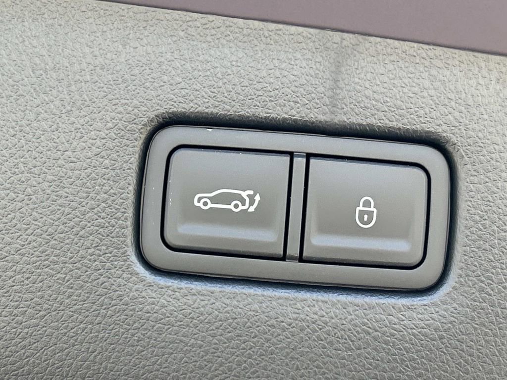 New 2026 Genesis GV70 2.5T Sport Prestige image 15