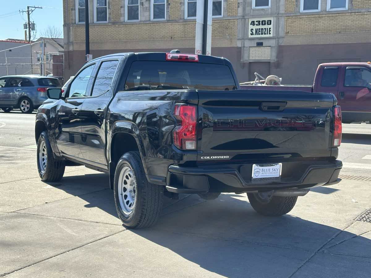 Used 2023 Chevrolet Colorado W/T image 7