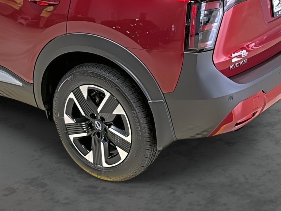 New 2026 Nissan Kicks SV w/ SV Premium Package AWD/4WD image 11