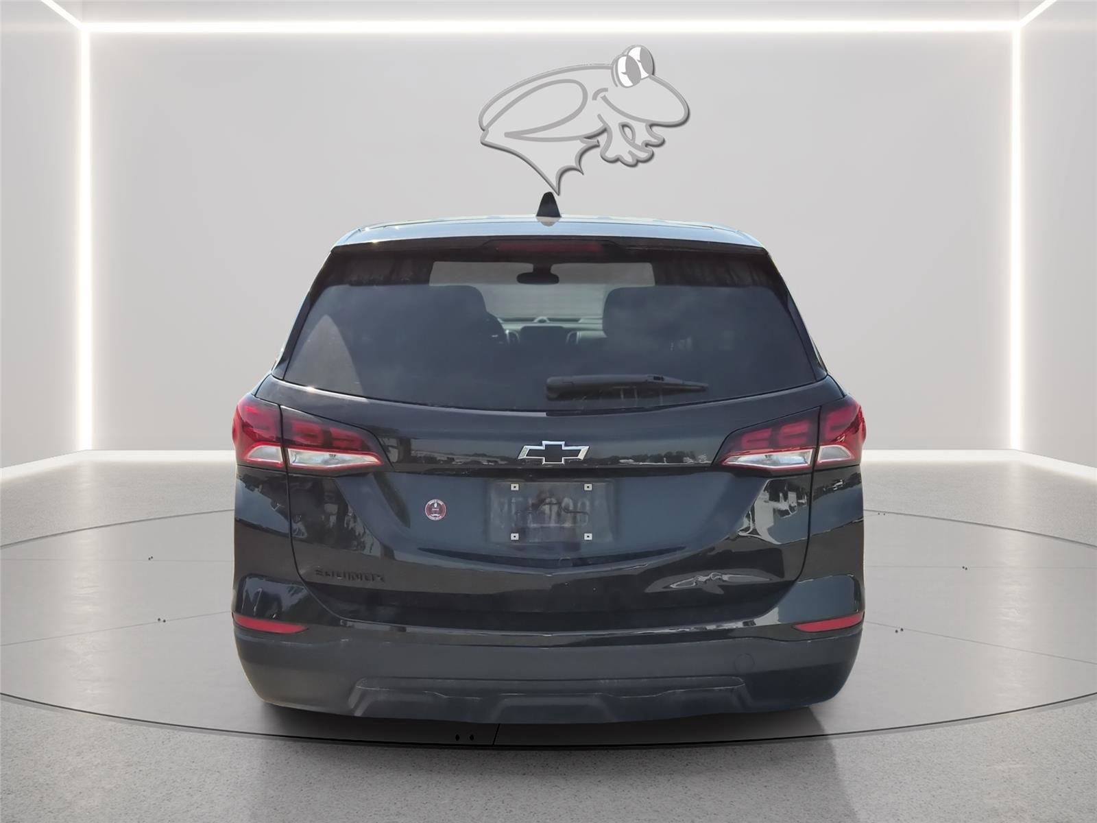 Used 2023 Chevrolet Equinox LS w/ LS Convenience Package FWD image 4